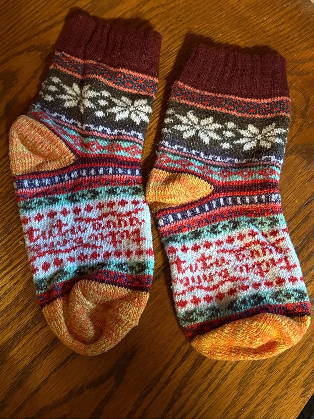 10 pairs of multi colored striped socks, women’s sz medium